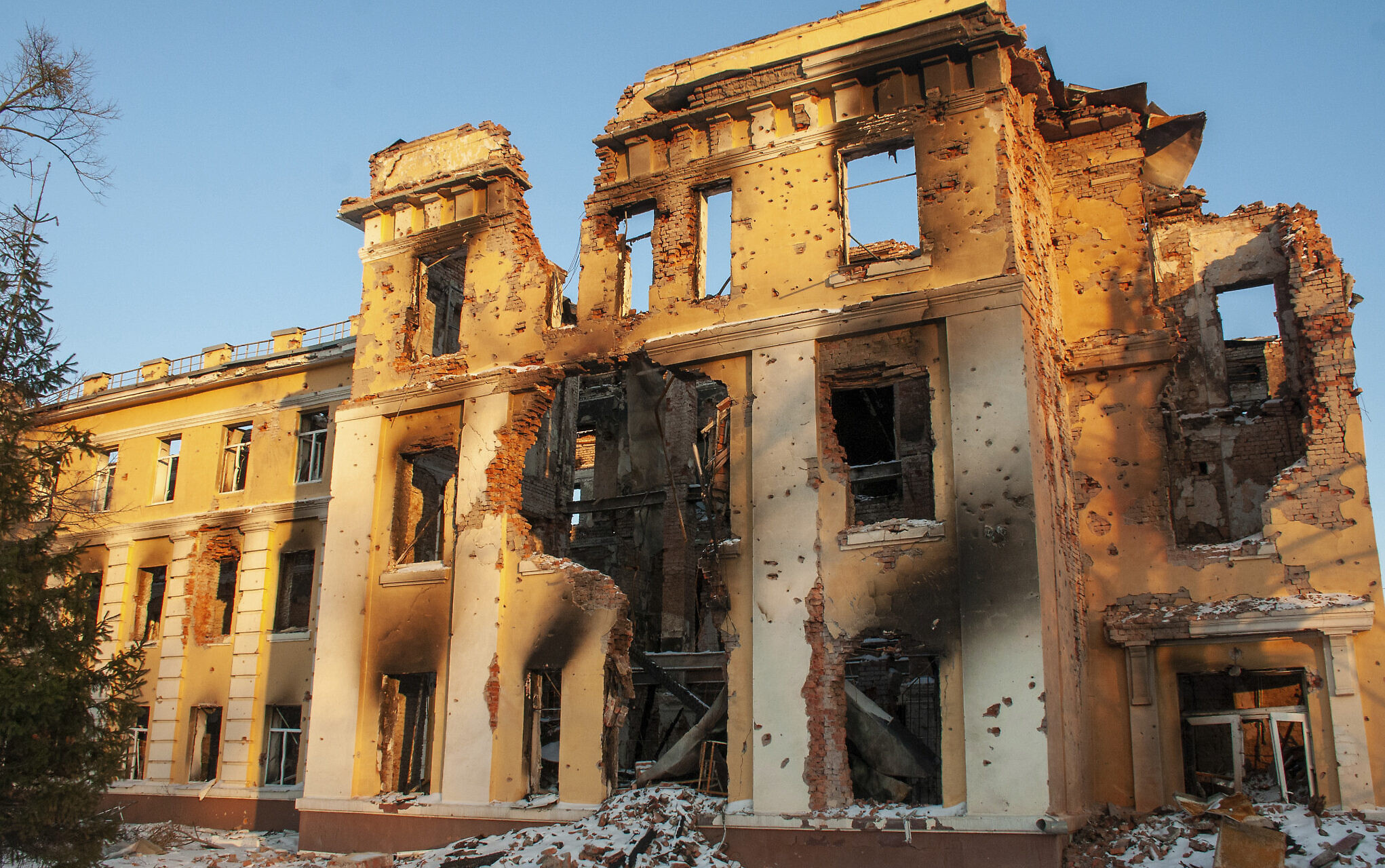 Ukrajinski zvaničnici optužili Rusiju za granatiranje onkološke bolnice