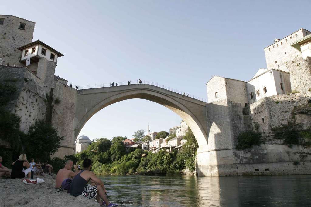 U BiH sunčano uz malu oblačnost, temperature danas i do 35 stepeni
