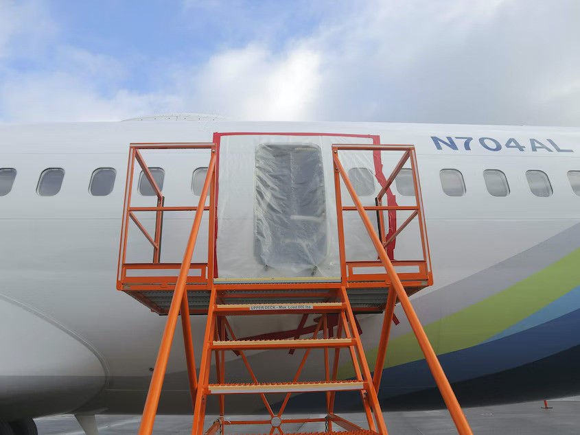 Otkriveni loše pričvršćeni dijelovi na nekim avionima Boing 737