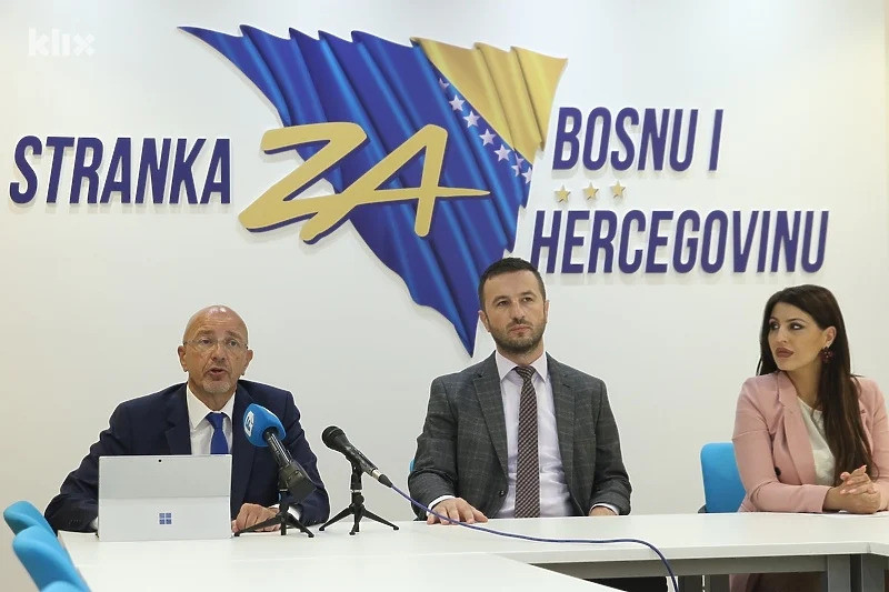 Iz Stranke za BiH optužuju Trojku da stvaraju medijski mrak kako bi FTV stavili pod političku kontrolu