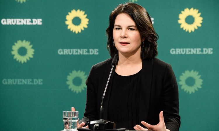 Baerbock: Svijet učini sigurnijim od nuklearnog oružja