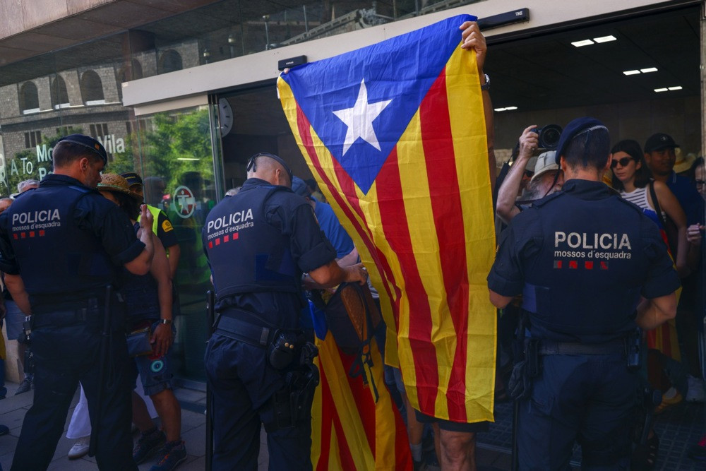 Barcelona odustala od odavanja priznanja svojim fudbalerima osvajačima SP zbog zastave