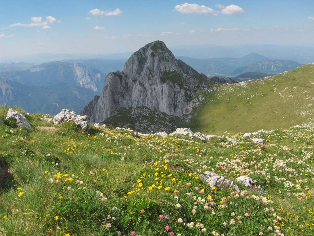 Pretežno oblačno vrijeme u Bosni, u Hercegovini sunčano, na Bjelašnici izmjereno 5 stepeni