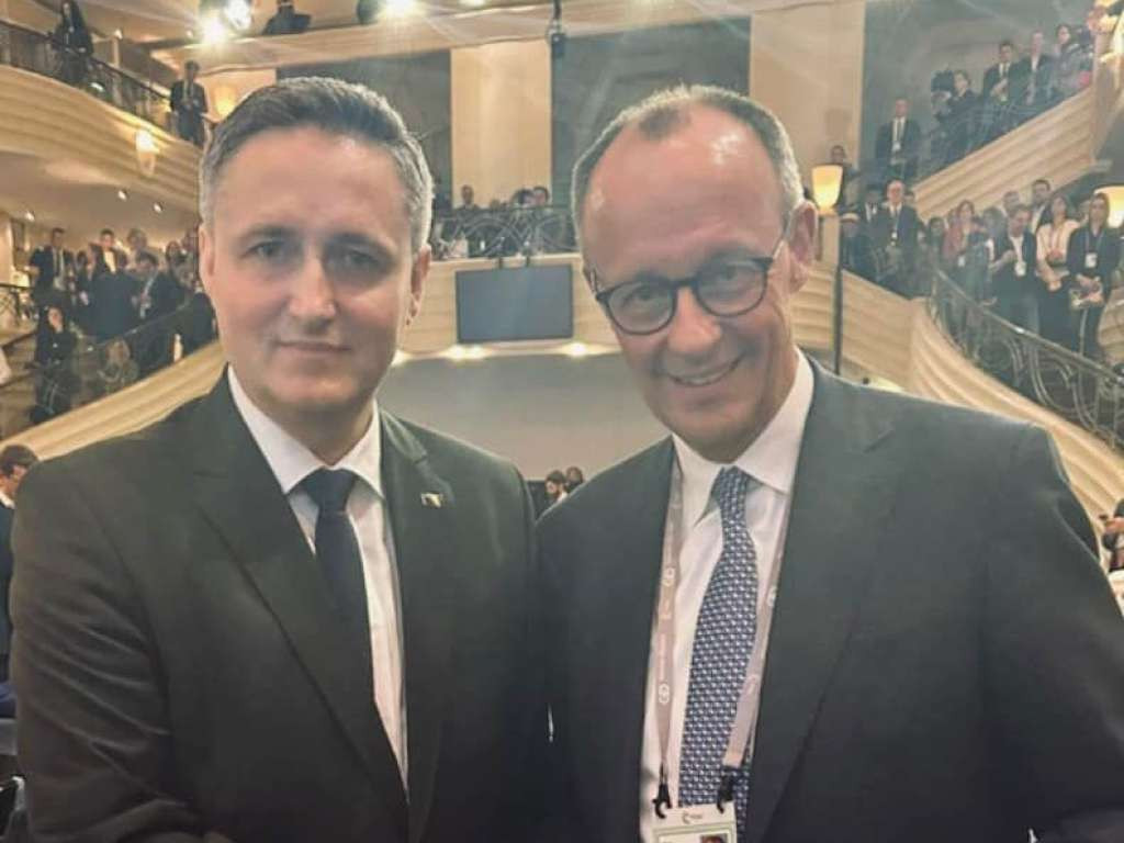 Bećirović čestitao Merzu: Uvjeren sam da će nova Vlada biti posvećena jačanju veza BiH i SR Njemačke