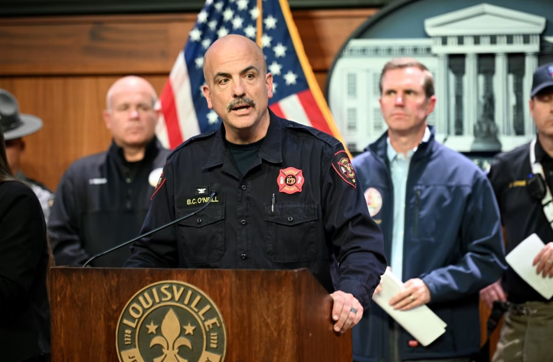 Najmanje sedam poginulih nakon pada aviona kod aerodroma u Louisvilleu