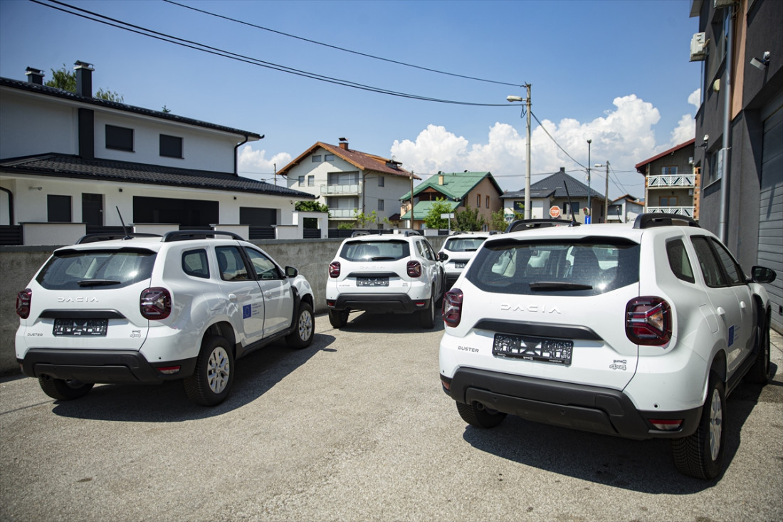 EU donirao 15 vozila BHMAC-u: Oko 1,6 posto teritorije BiH je i dalje ugroženo minama