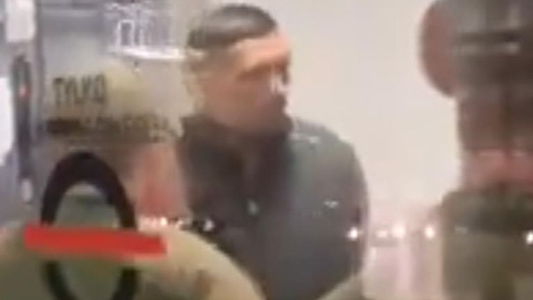 Oleksandr Usyk pušten nakon pritvora na aerodromu u Poljskoj