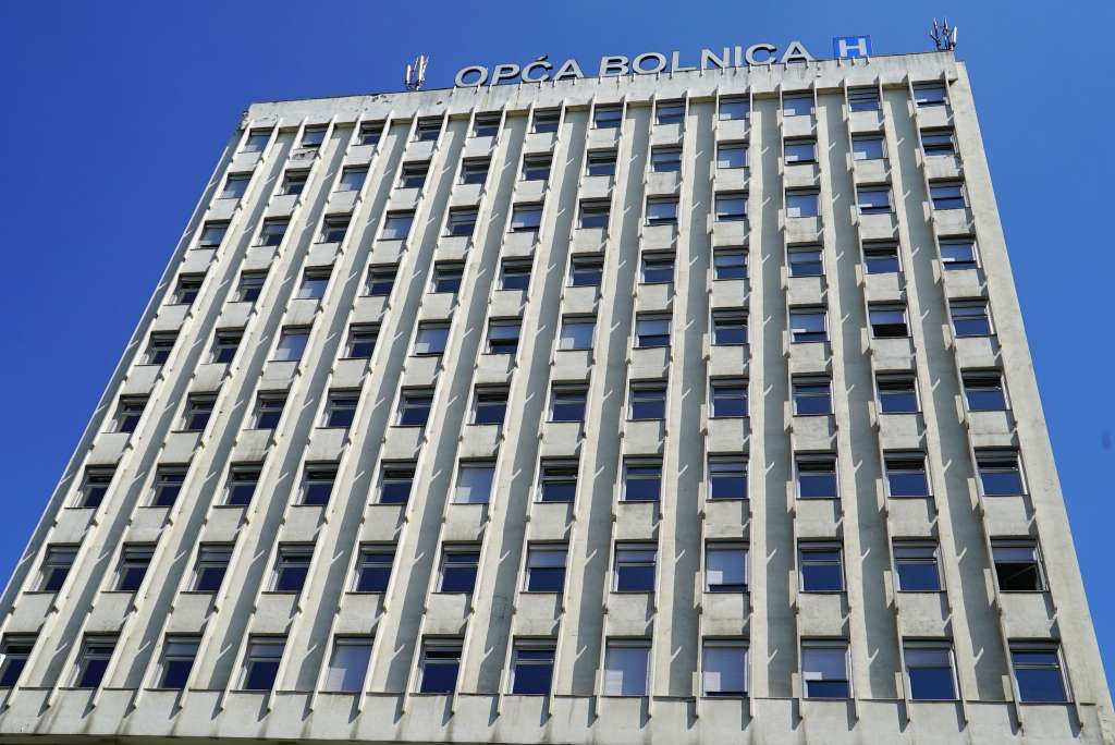 Dozvoljene posjete pacijentima u bolnicama KS, mjere zaštite još na snazi