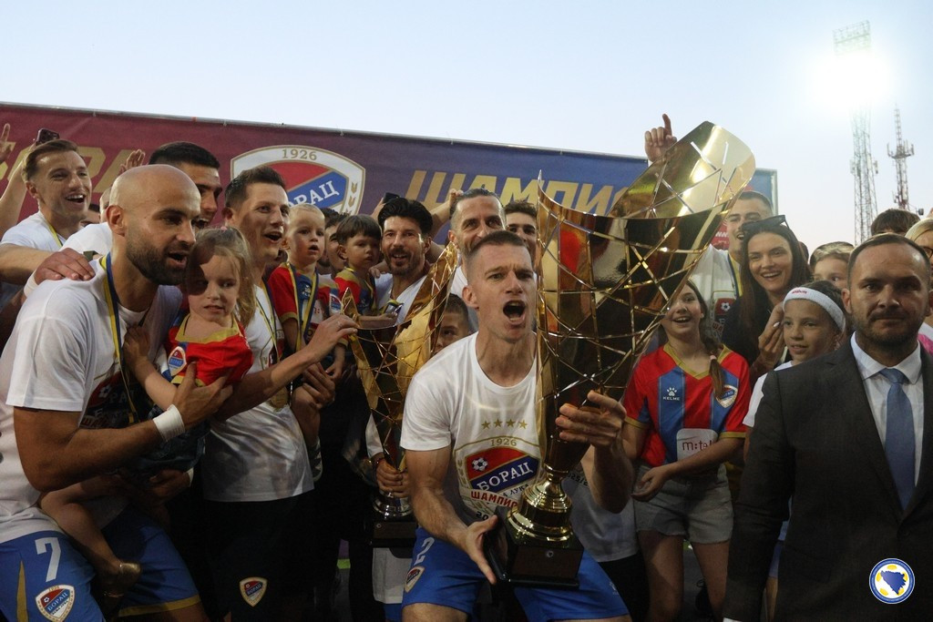 Uručen trofej fudbalerima banjalučkog Borca