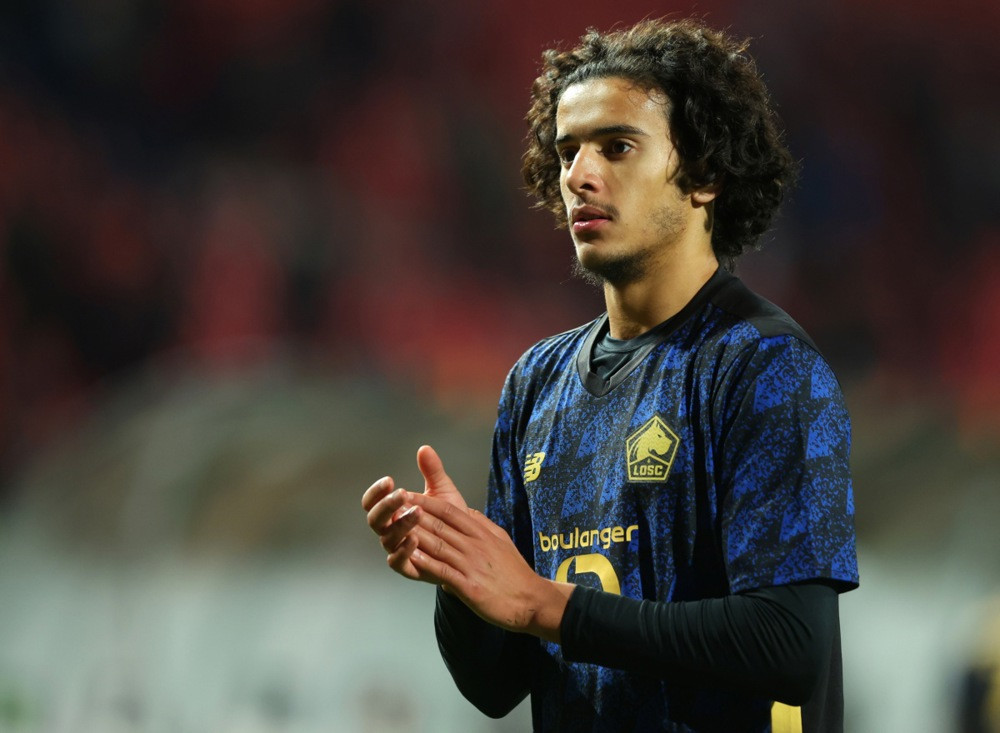 Ayyoub Bouaddi pred prelaskom u Manchester City