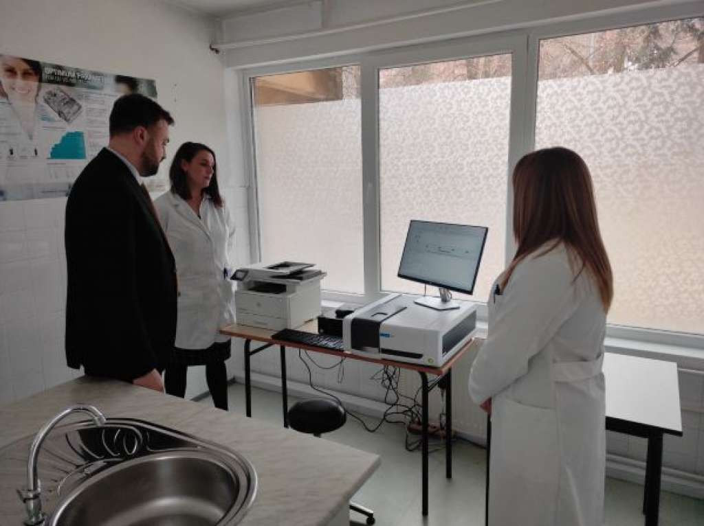 Zavodu za javno zdravstvo BPK Goražde isporučena savremena oprema za analizu vode