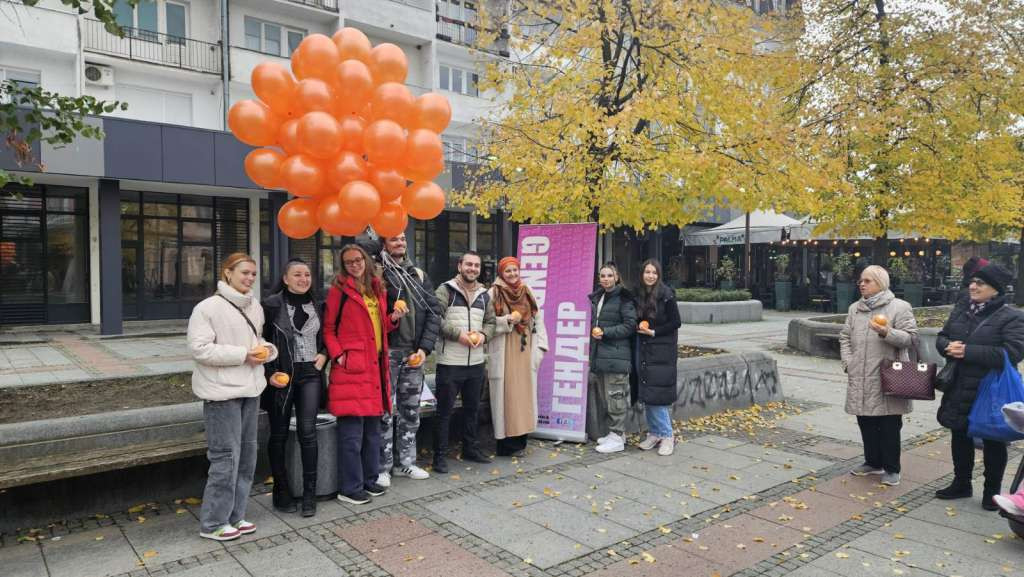Brčko: Ulična akcija povodom Međunarodnog dana borbe protiv nasilja nad ženama i djevojčicama