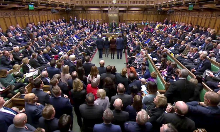 Britanija upozorila Rusiju na finansijske sankcije s teškim posljedicama