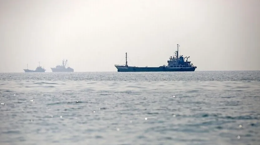 Iran tvrdi: U američkom napadu na brod u Hormuškom moreuzu poginula jedna, ranjene tri osobe