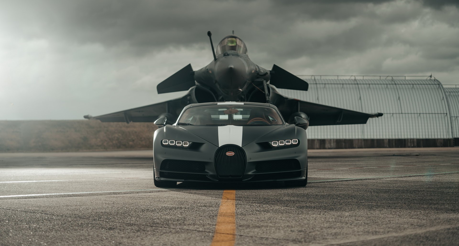 Može li Bugatti biti brži od Rafalea? VIDEO