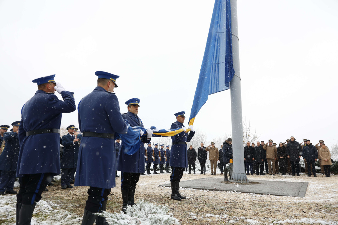 Podizanjem državne zastave na Humu počelo obilježavanje Dana državnosti BiH