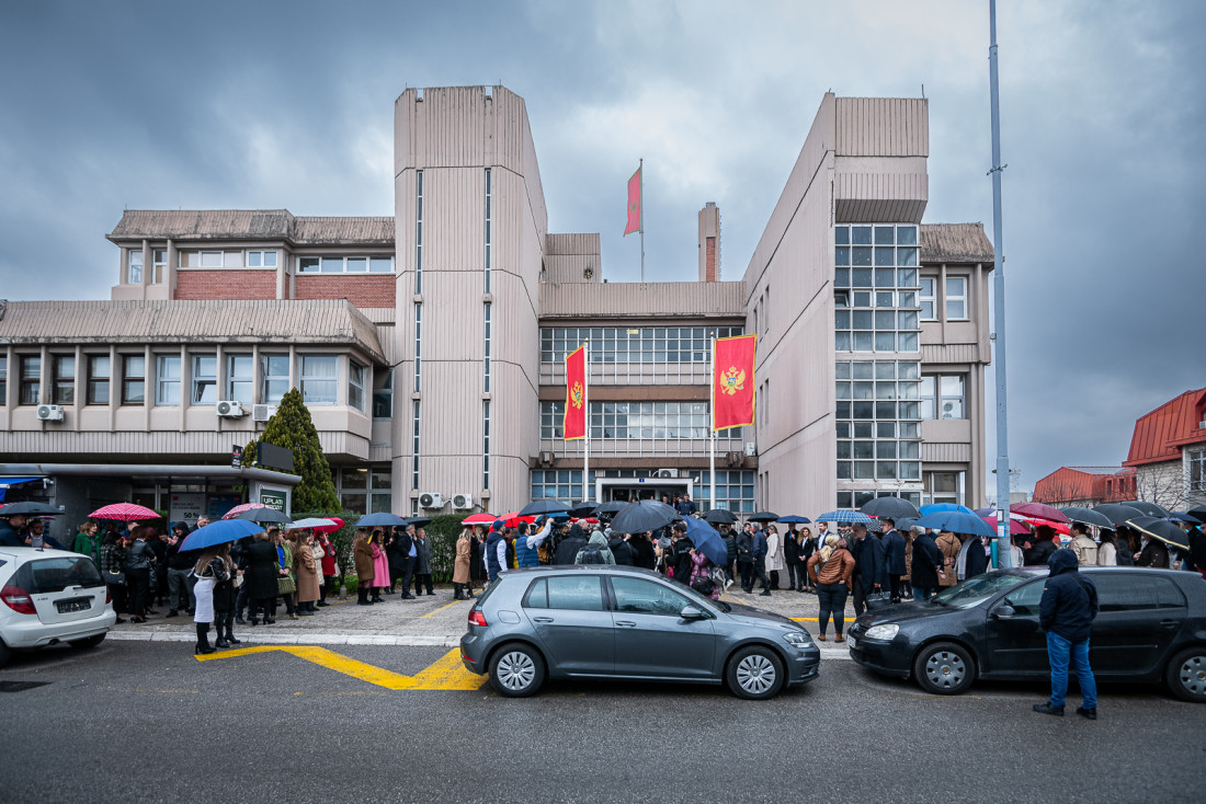 U Podgorici održan protest zaposlenih u pravosudnim institucijama