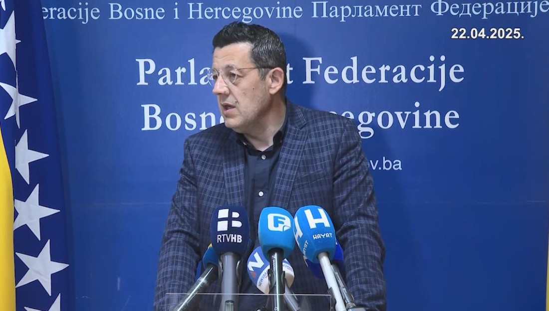 Čampara: Oni koji su u svojoj biografiji napisali da su članovi političke stranke - neće biti podržani