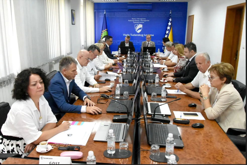 Vlada Tuzlanskog kantona ulaže milion maraka u opremanje civilne zaštite