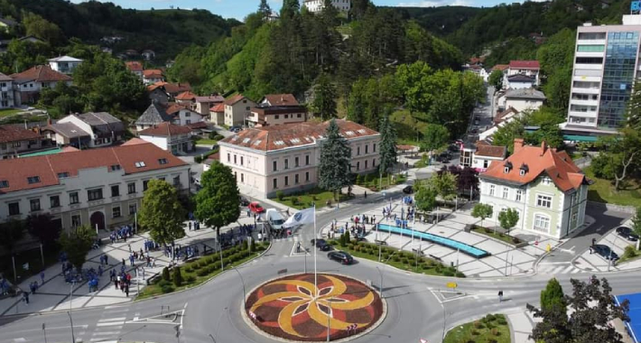 U cazinskom naselju Pjanići privodi se kraju realizacija još jednog infrastrukturnog projekta