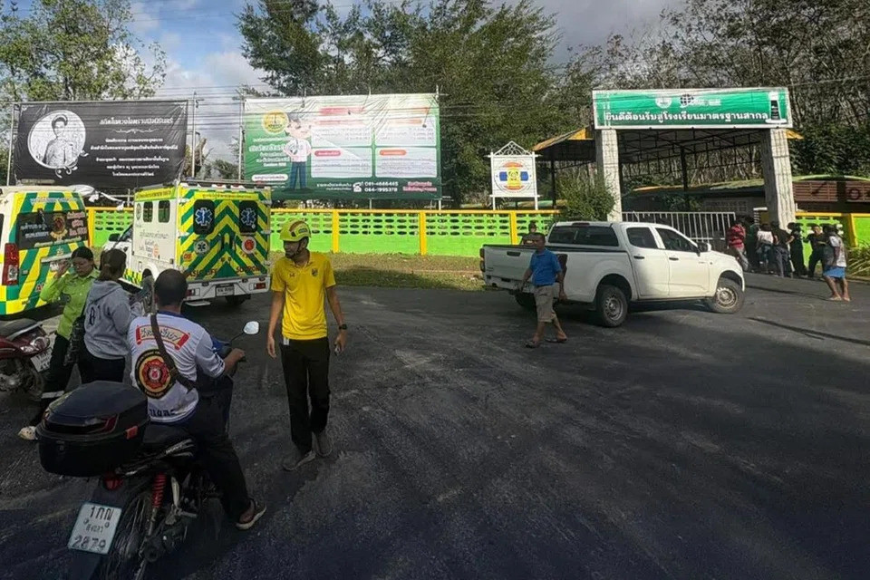 Dvoje povrijeđenih u napadu naoružanih osoba na školu na jugu Tajlanda