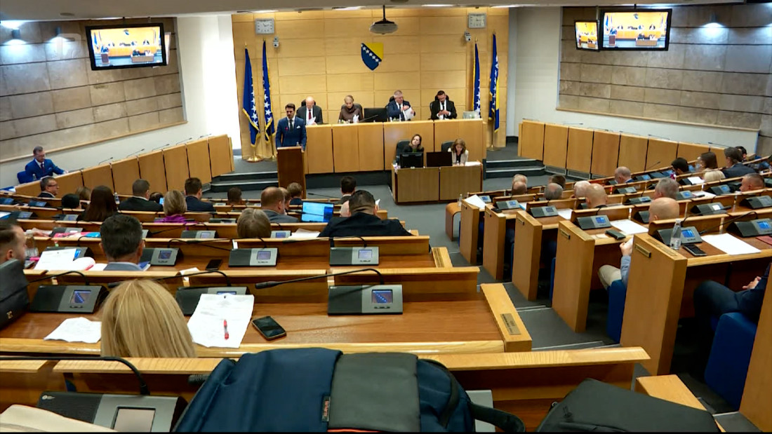 Čelik predložio Vlada dostavi Parlamentu detaljno izvješće o procjeni štete koju su prouzročile poplave i klizišta