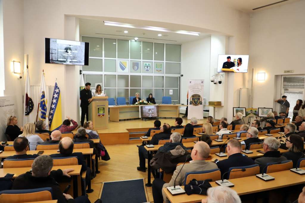 Svečana sjednica Općinskog vijeća Centar povodom godišnjice formiranja 105. mtbr. Armije RBiH