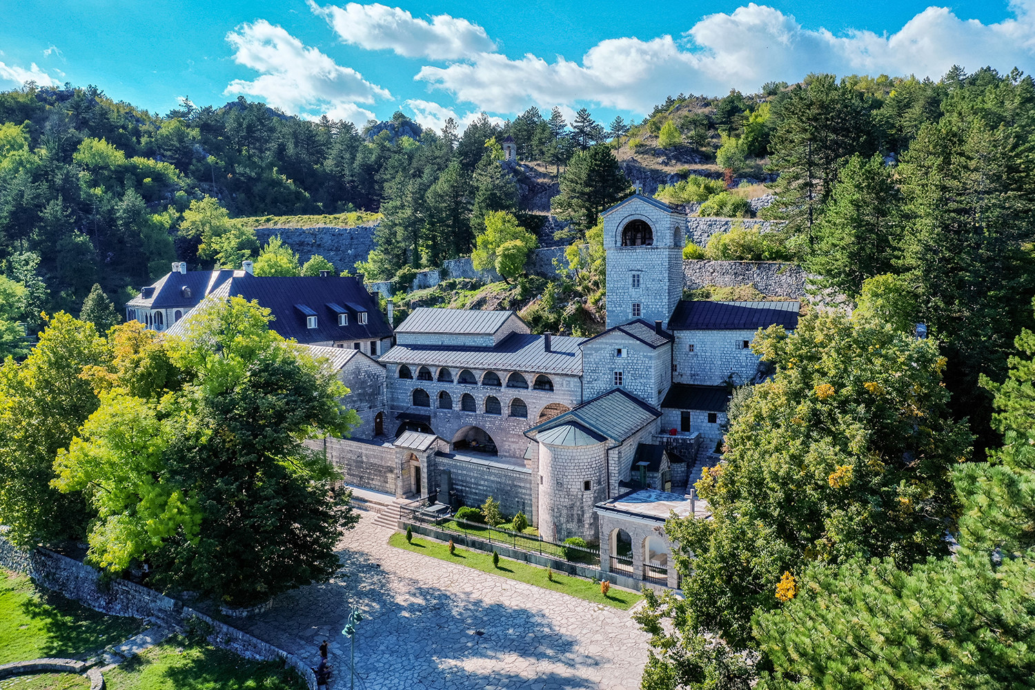 Katastar Crne Gore donio rješenje o zabrani otuđenja Cetinjskog manastira