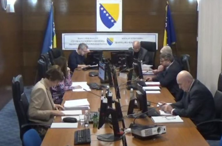 Najave o smjeni članova CIK-a politizacija- smatra Arnautović