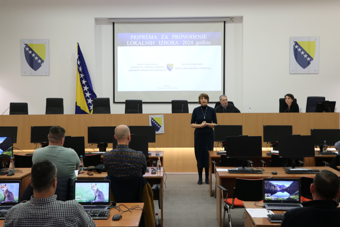 U Sarajevu počela obavezna edukacija kontrolora izbornih rezultata
