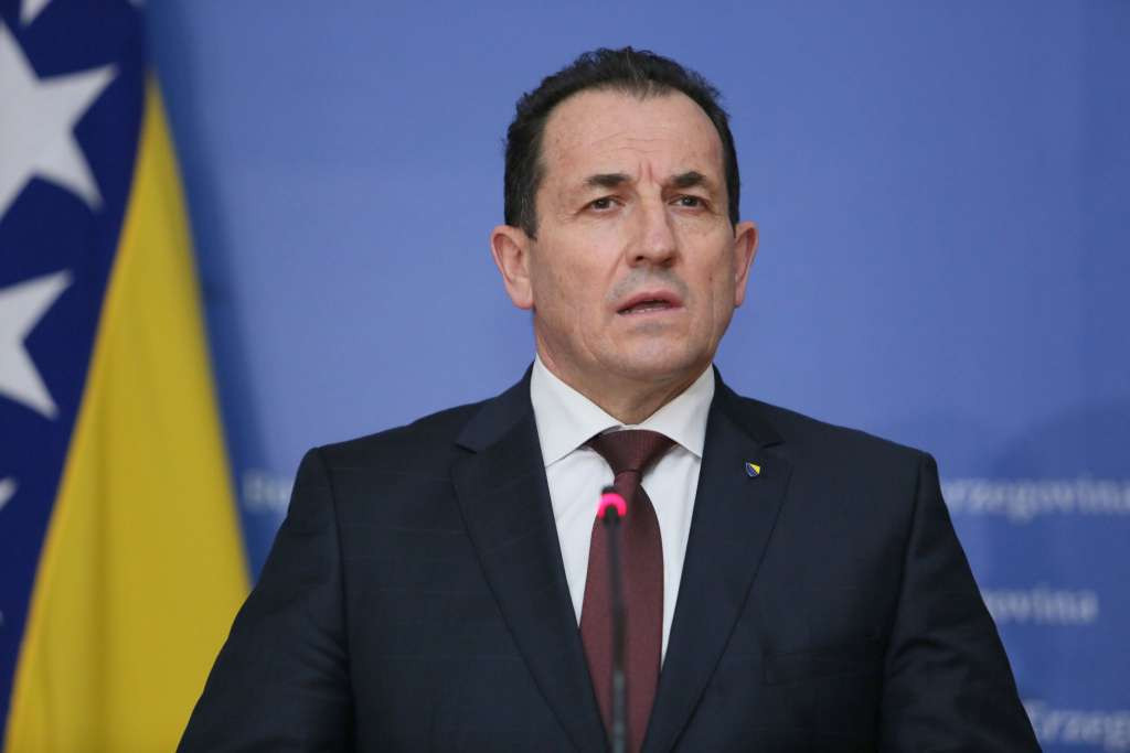 Ministar Cikotić upozorio komandanta EUFOR-a na prisustvo radikalnih i ekstremističkih grupa
