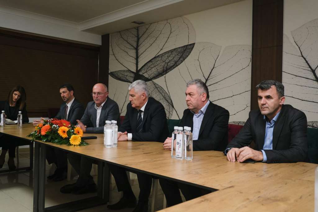 Čović u Jajcu: U idućim danima nastavak razgovora o reformi izbornog zakonodavstva