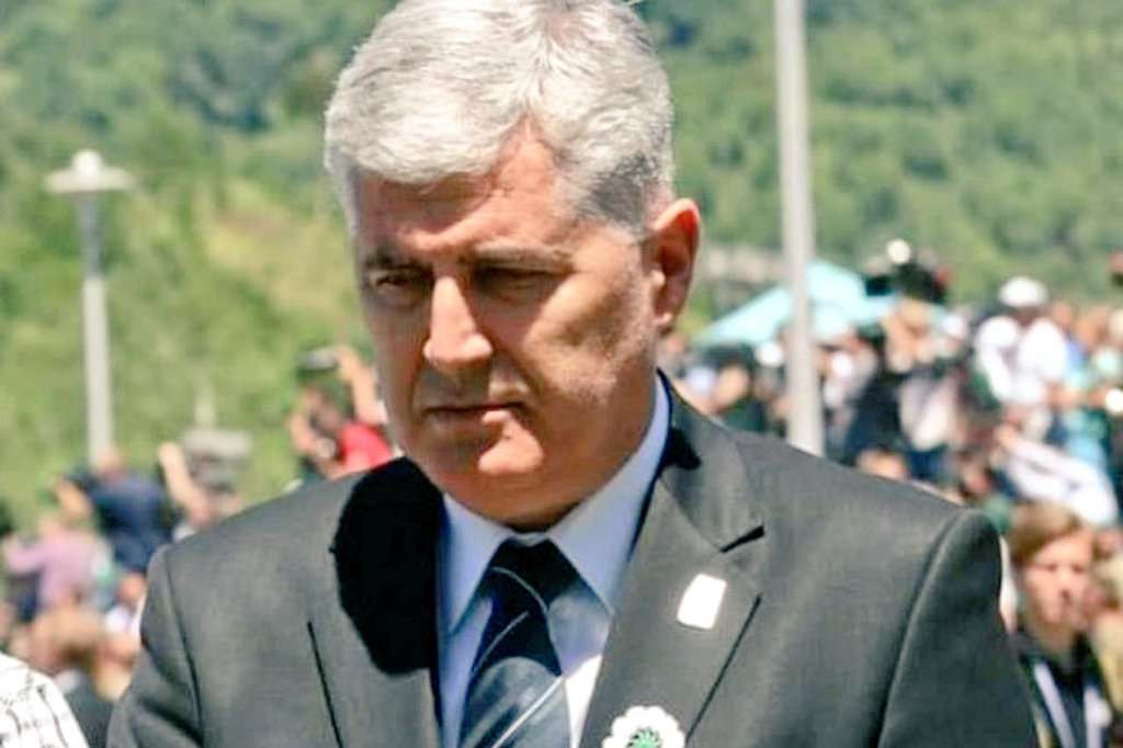 "Sjećanje na genocid u Srebrenici i sve oduzete nevine živote trajna obveza da čuvamo mir"