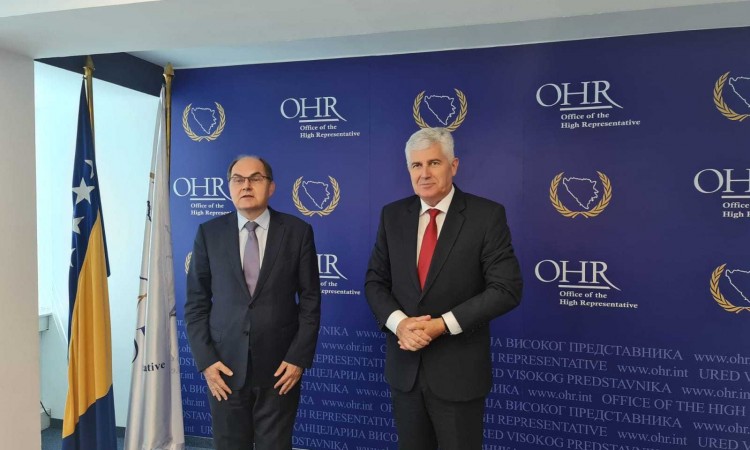 Čović i Schmidt o stabilizaciji političkog dijaloga i putu prema EU