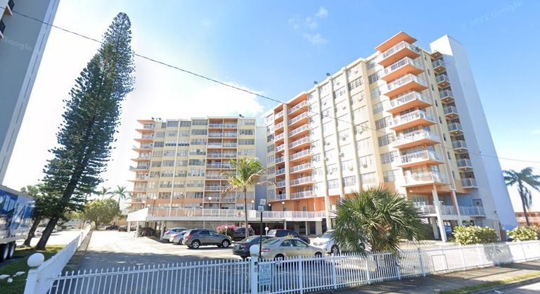 Florida: Naređena evakuacija još jednog stambenog kompleksa