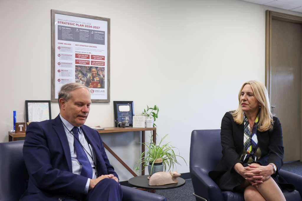 Cvijanović se sastala sa specijalnim izaslanikom Francuske za zapadni Balkan Reneom Troccazom