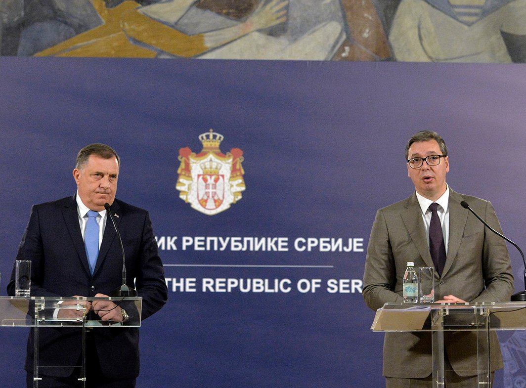 Politički show u Beogradu: Vučić i predstavnici RS-a o dolasku Schmidta