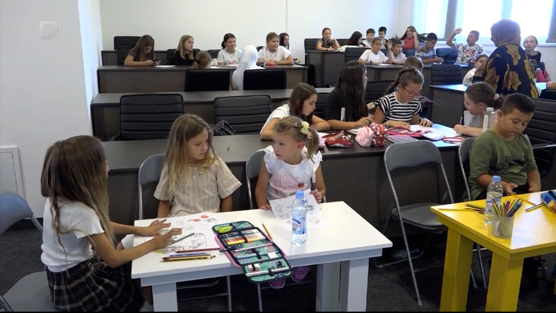 U Doboj Jugu besplatna škola engleskog za mališane „Učimo strani jezik kroz komunikaciju i igru“