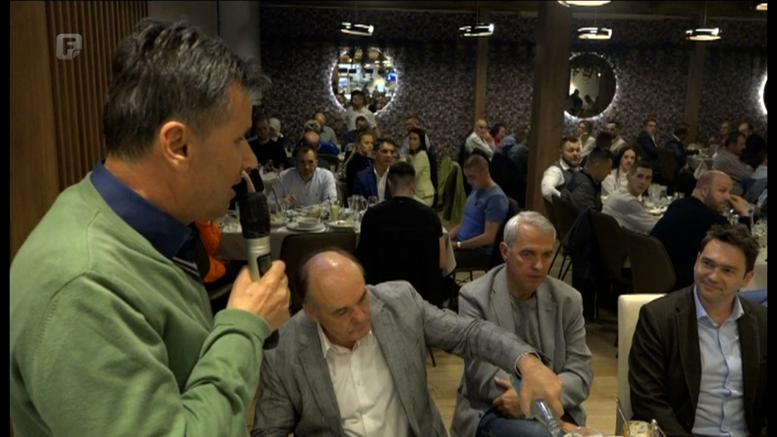 Brojne ugledne ličnosti u Tešnju na tradicionalnom iftaru Udruženja privrednika
