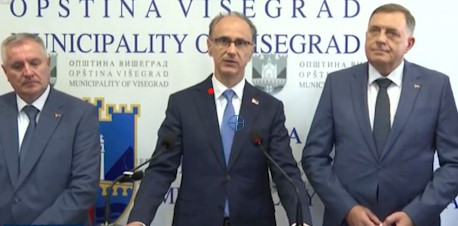 Macut nastavlja Vučićevu i Dodikovu tradiciju: Drina, kažu, nije granica