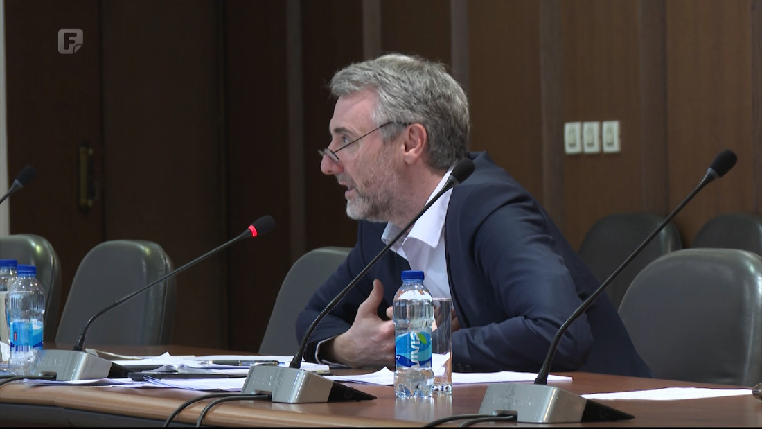 Forto rekao da je završen zakon kojim se pooštrava kazna za bahatu vožnju