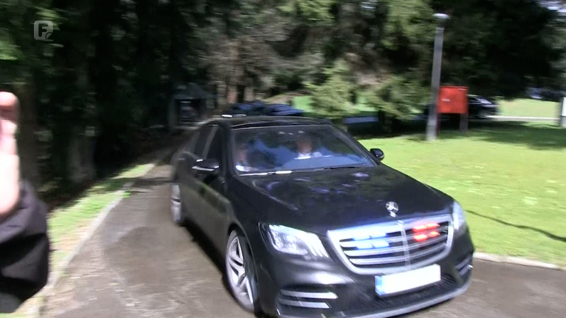 Strašenje građana, ratna terminologija i vještačka kriza