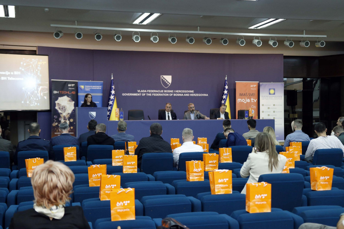 2 miliona za start upe