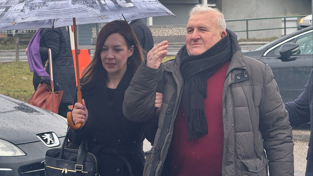 Počelo ročište Dudakoviću u Sudu BiH, podršku mu pružili borci i žrtve rata