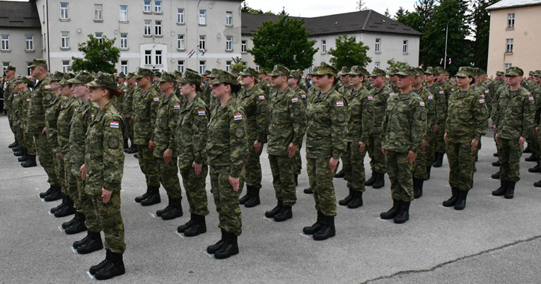 Hrvatski sabor izglasao ponovno uvođenje obaveznog vojnog roka