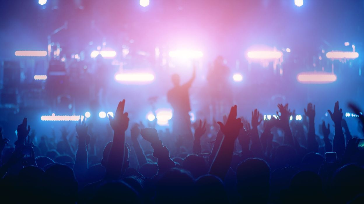 Policija u Njemačkoj prekinula koncert sa 800 ljudi