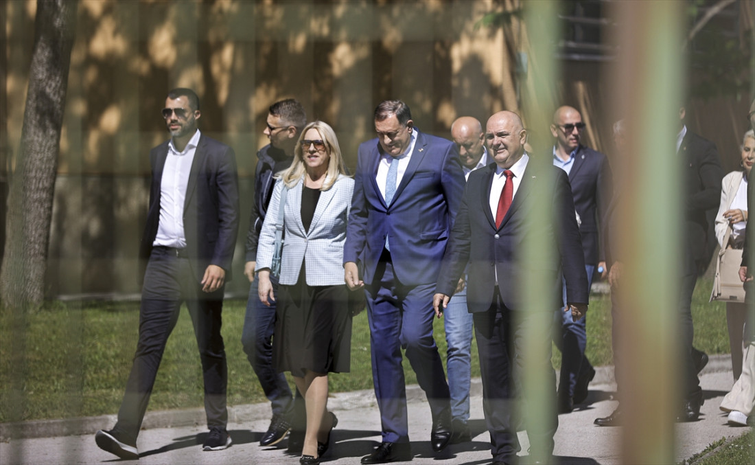 Nastavljeno suđenje Miloradu Dodiku i Milošu Lukiću