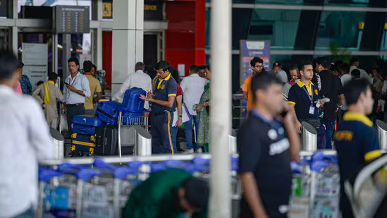 Preko 400 letova odgođeno zbog tehničkog kvara, aerodrom u New Delhiju izdao novo upozorenje