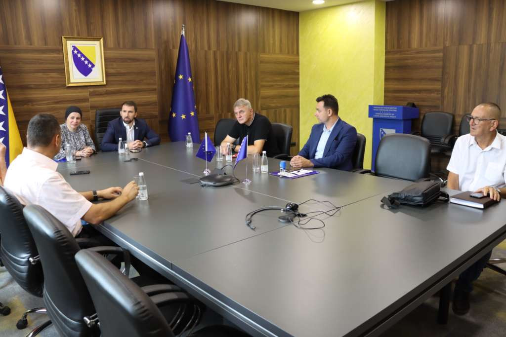 Delić potpisao sporazume s federalnim ustanovama socijalnog zbrinjavanja ukupne vrijednosti dva miliona KM