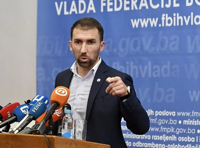 "Radi 20 ljudi istog prezimena, niko nije školovan da radi s tom djecom"